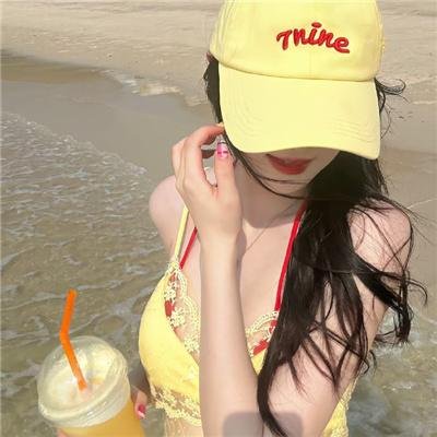 花圃里的蝴蝶